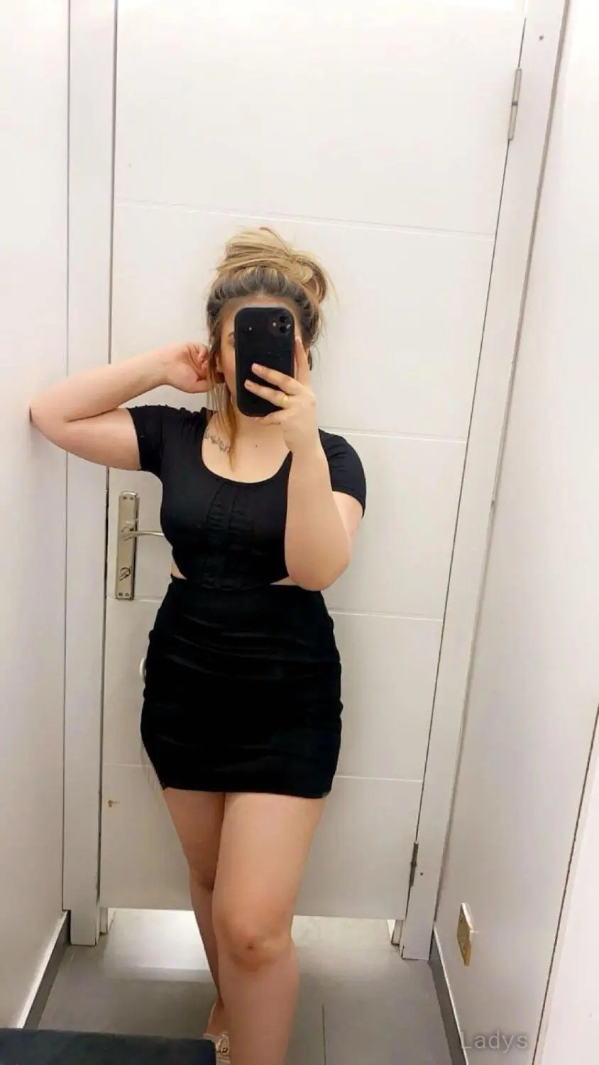 Leen, 22 years beautiful nude Erbil escorts girl, height 174 sm, Weight  kg