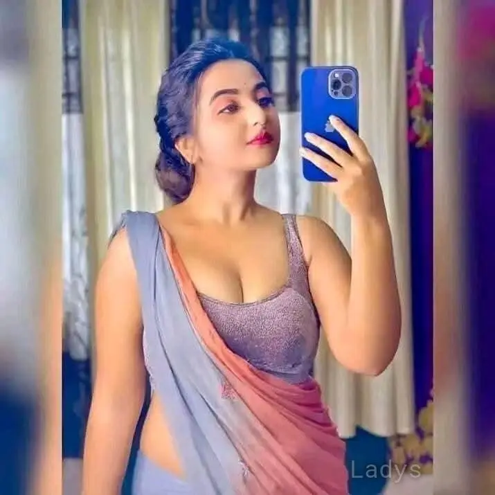 Fauzia,  years beautiful nude Ernakulam escorts girl, height  sm, Weight  kg