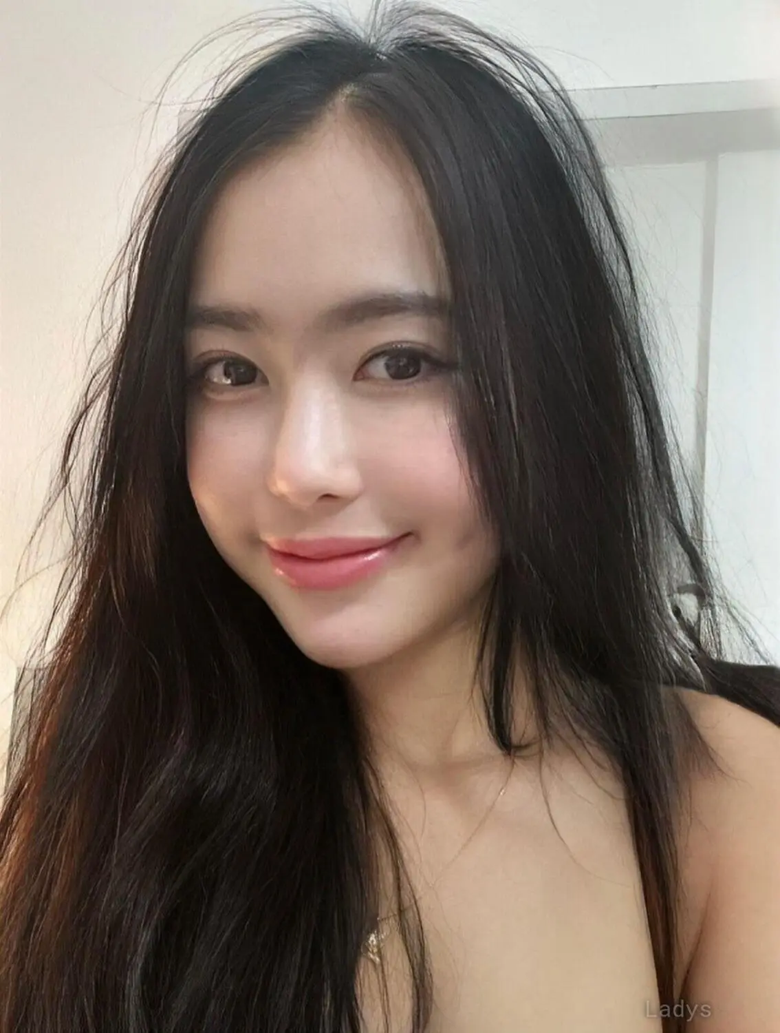 Hanna, 25 years blonde escorts girl, height 170 sm, Weight  kg, eros Abu Dhabi