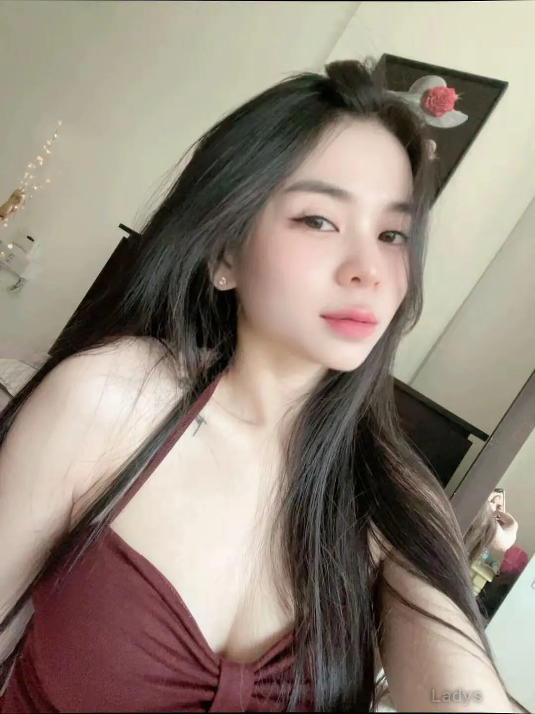 Karina, 22 years blonde escorts girl, height 165 sm, Weight kg, eros Abu Dhabi