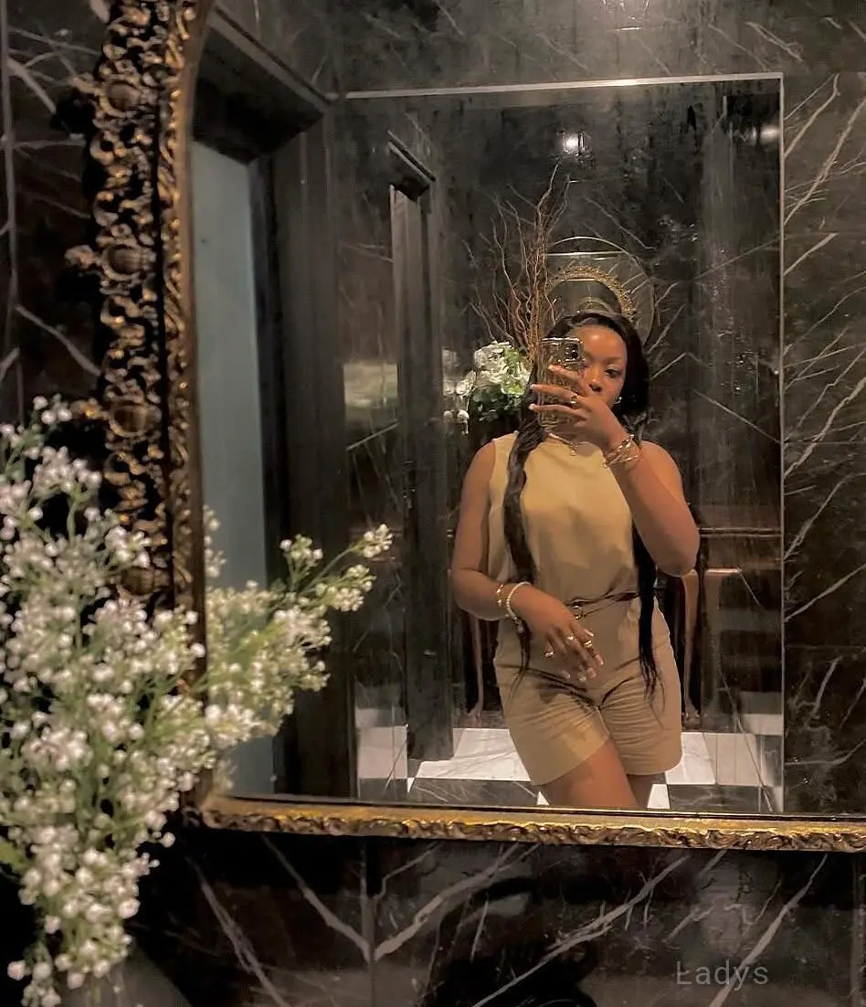 Lisa, 24 years blonde escorts girl, height 170 sm, Weight kg, eros Ahmedabad