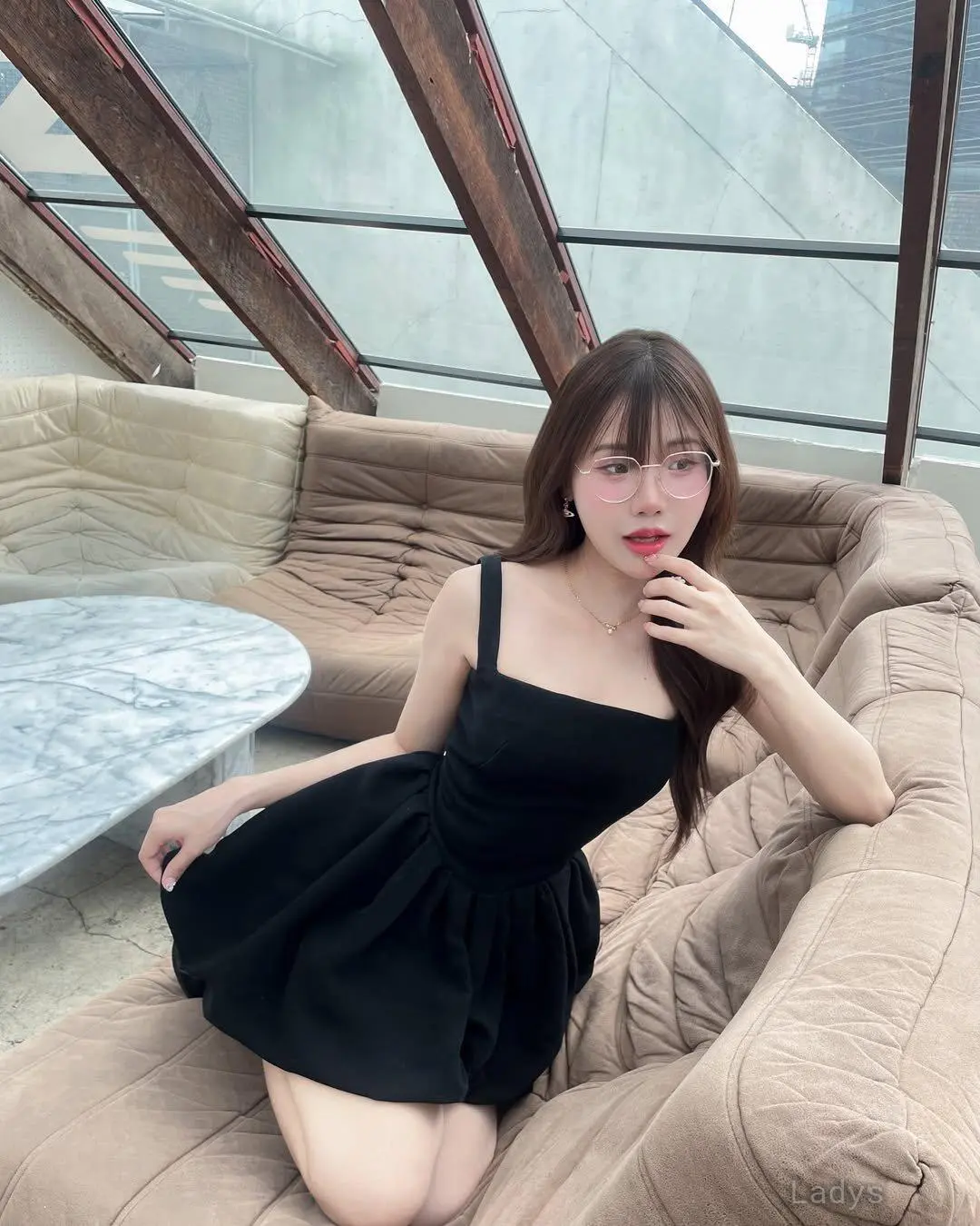 Misa, 24 years blonde escorts girl, height 150 sm, Weight kg, eros Ahmedabad