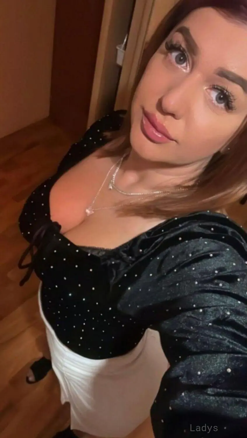 Sofia, 25 years blonde escorts girl, height 163 sm, Weight kg, eros Al Khobar