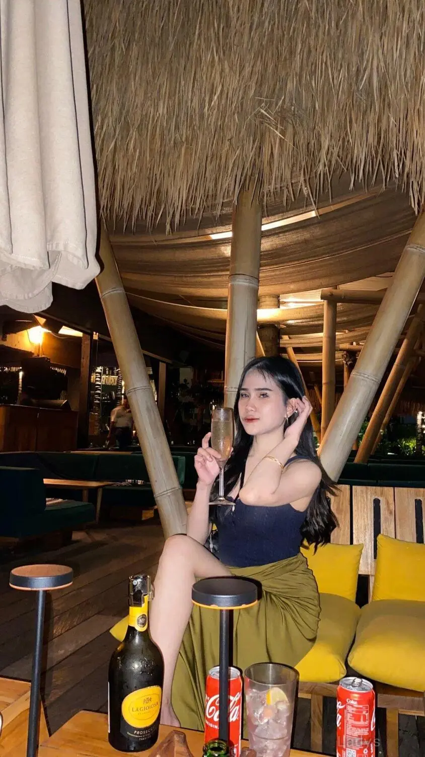 Callista, 53 years blonde escorts girl, height 157 sm, Weight  kg, eros Bali