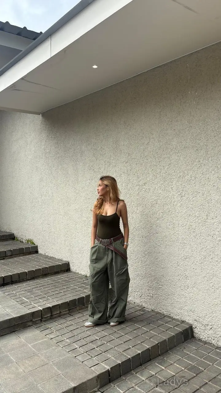 Lydia, 20 years blonde escorts girl, height 160 sm, Weight kg, eros Bali