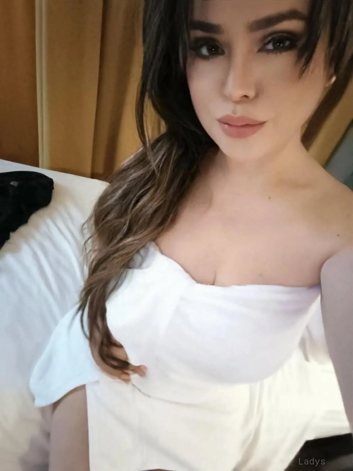 Brenda, 31 years blonde escorts girl, height  sm, Weight  kg, eros Bangalore