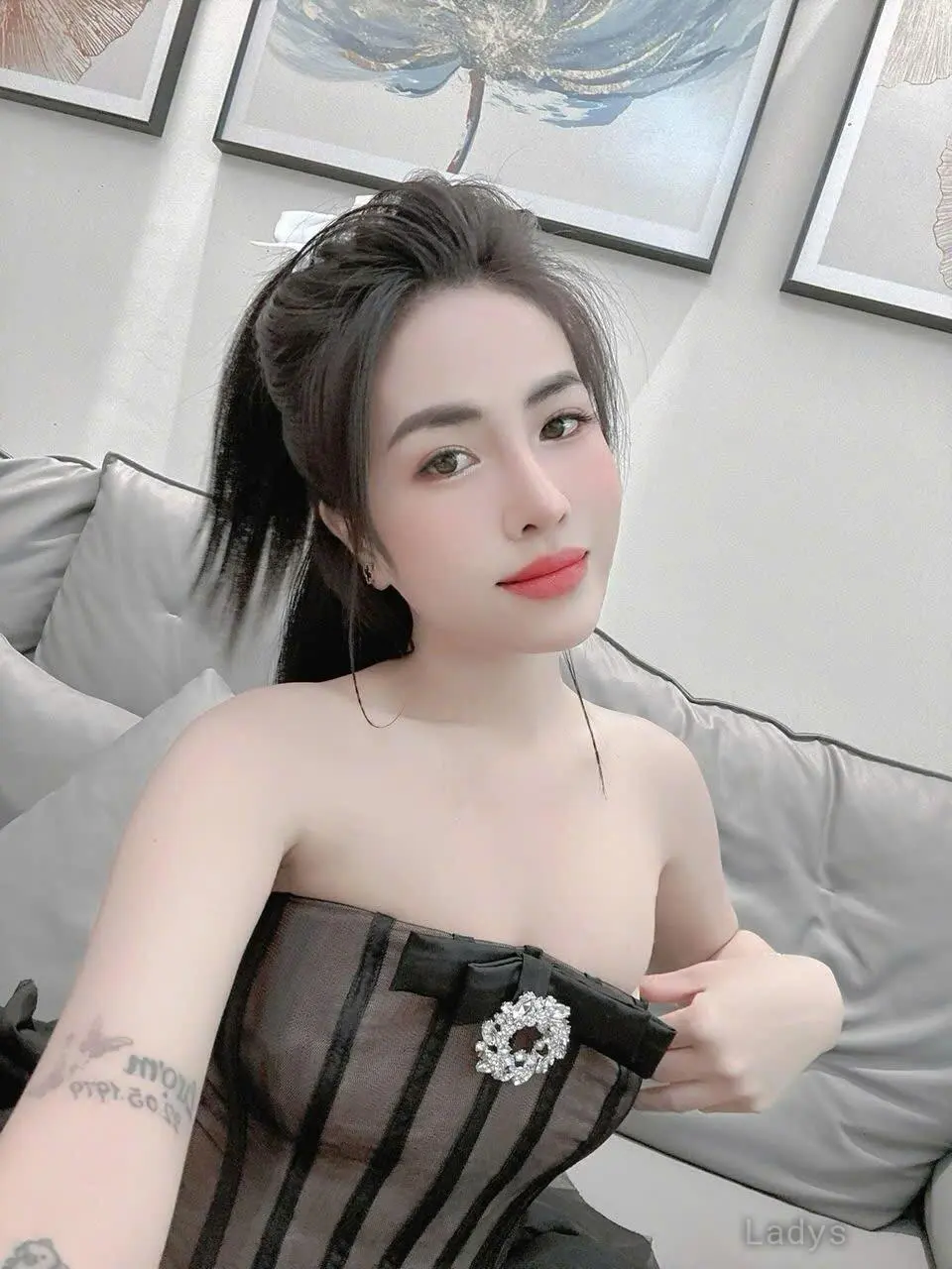 Miu Miu, 21 years blonde escorts girl, height 165 sm, Weight  kg, eros Batumi