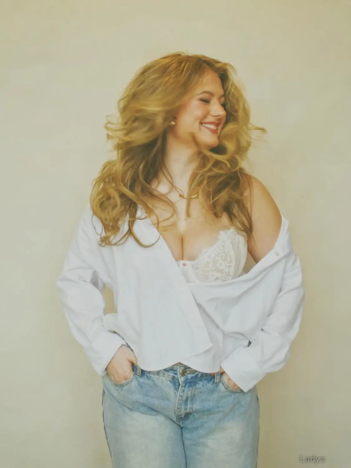 Llyrite, 31 years blonde escorts girl, height 161 sm, Weight 75 kg, eros Charlotte