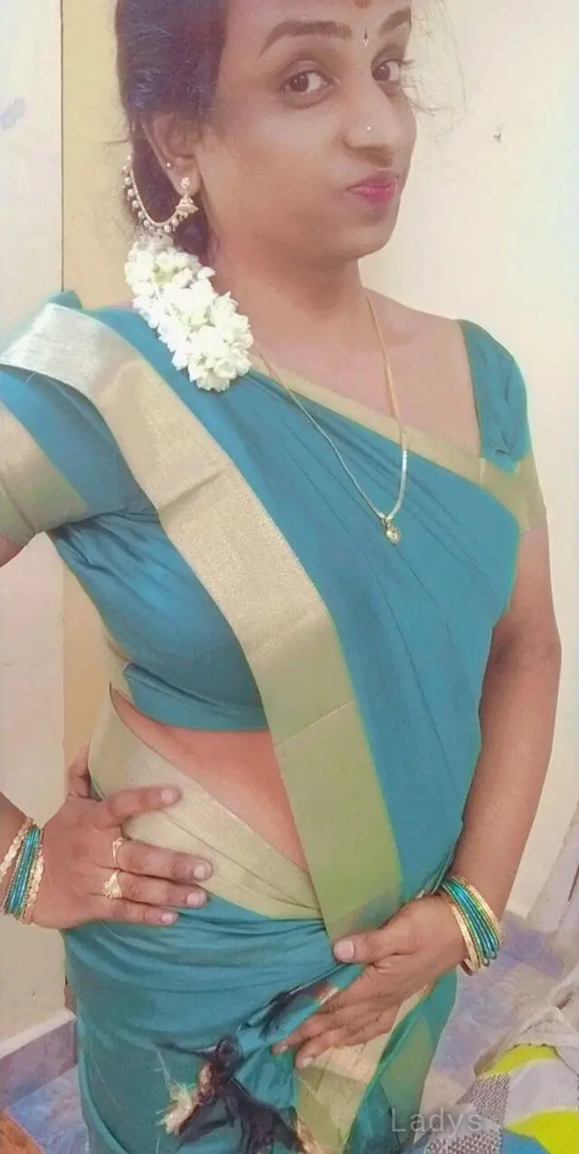 Nila, 29 years blonde escorts girl, height 153 sm, Weight  kg, eros Chennai