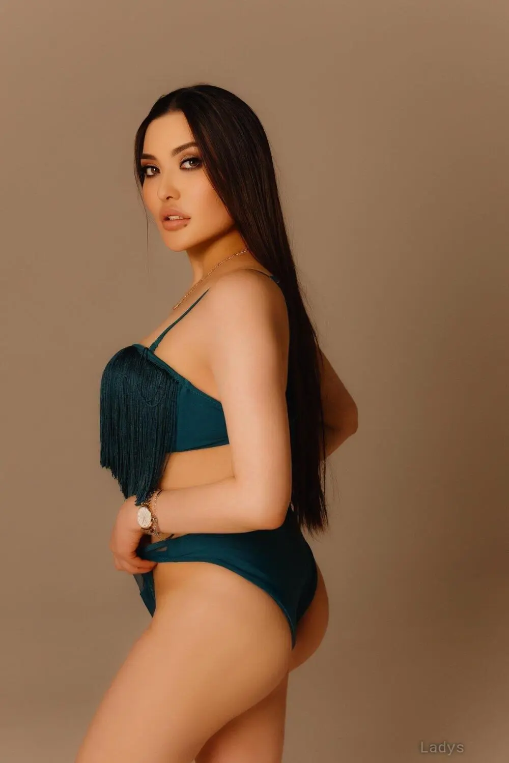 Emily, 25 years blonde escorts girl, height 165 sm, Weight kg, eros Chongqing