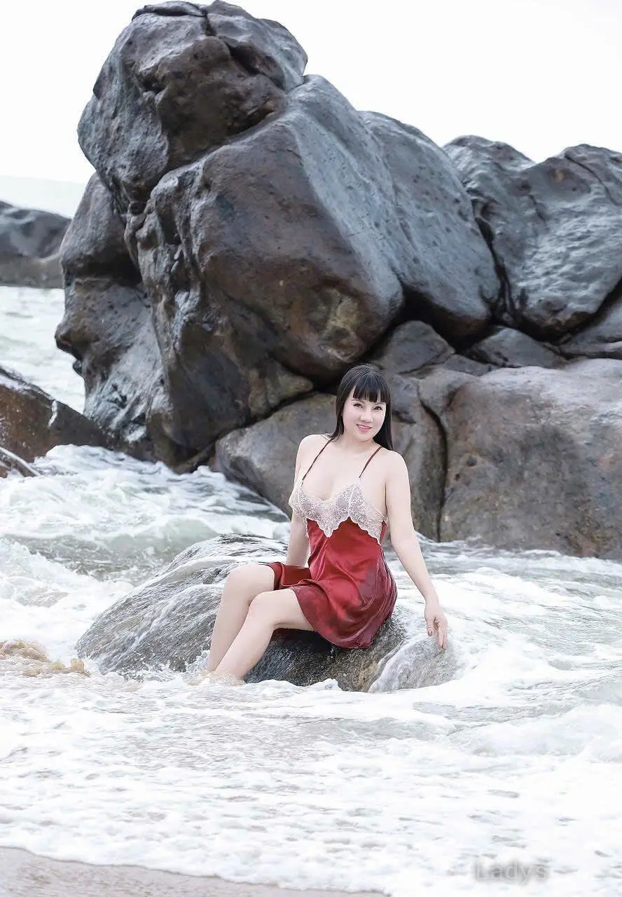 Helo Baby, 25 years blonde escorts girl, height 163 sm, Weight  kg, eros Da Nang