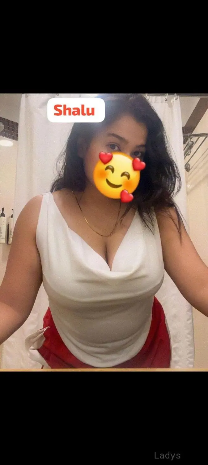 Aliya, 31 years blonde escorts girl, height 154 sm, Weight kg, eros Delhi
