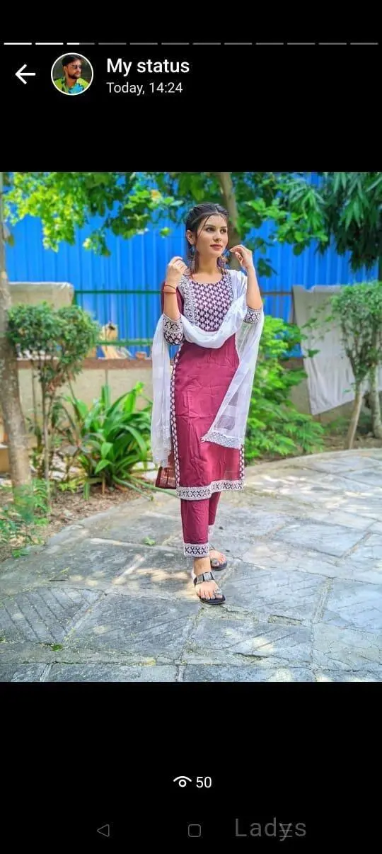 Muskan, 20 years blonde escorts girl, height 165 sm, Weight kg, eros Delhi