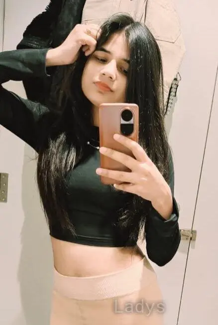 Neha, 19 years blonde escorts girl, height 168 sm, Weight kg, eros Delhi
