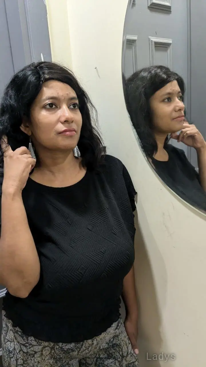Sharma, 38 years blonde escorts girl, height 160 sm, Weight kg, eros Delhi
