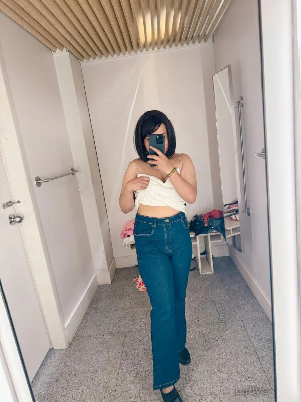 Sona, 21 years blonde escorts girl, height 153 sm, Weight  kg, eros Delhi