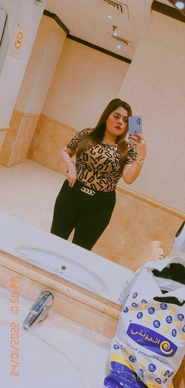 Mehwish, 23 years blonde escorts girl, height 170 sm, Weight kg, eros Doha