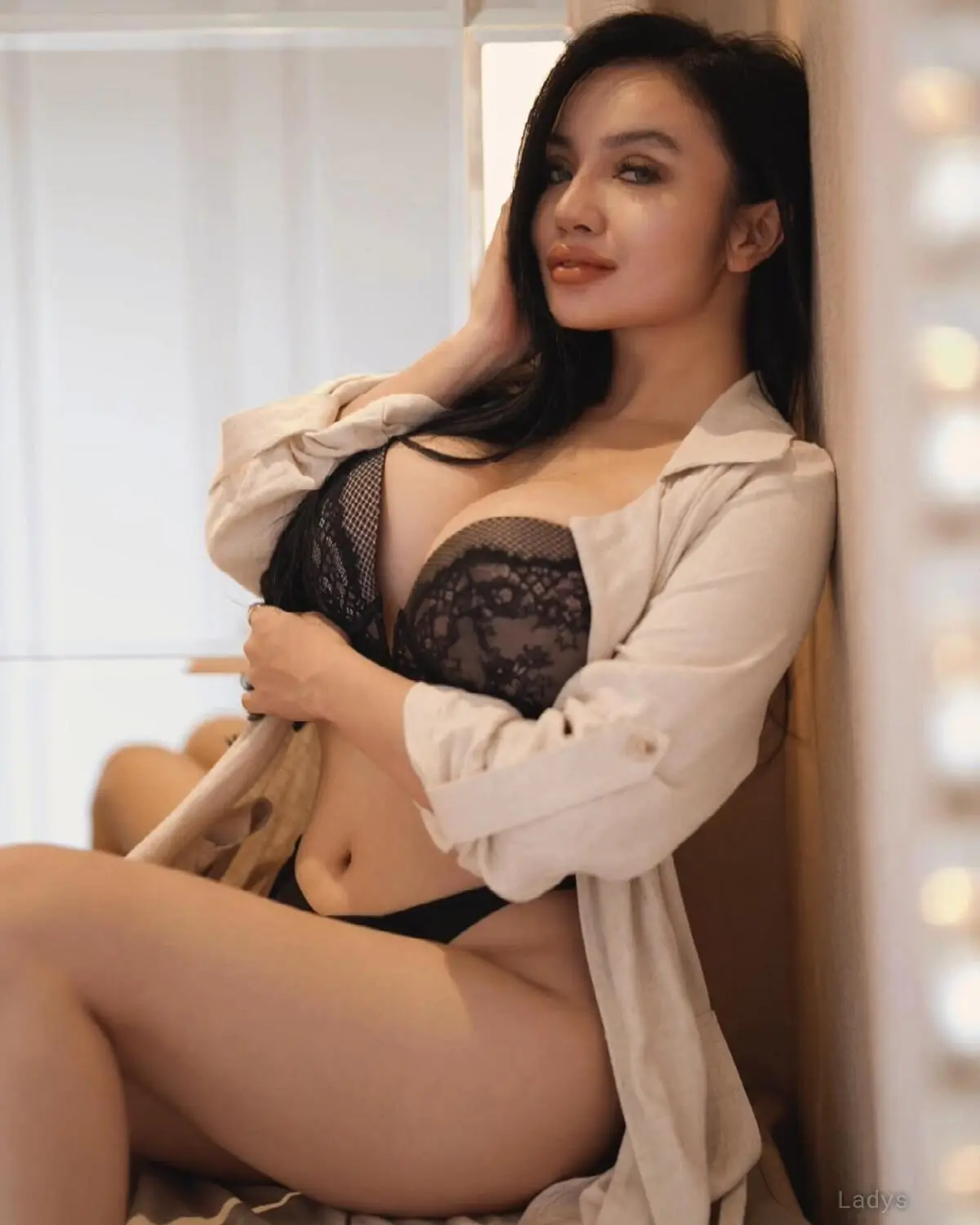 Alise, 24 years blonde escorts girl, height 160 sm, Weight  kg, eros Dubai