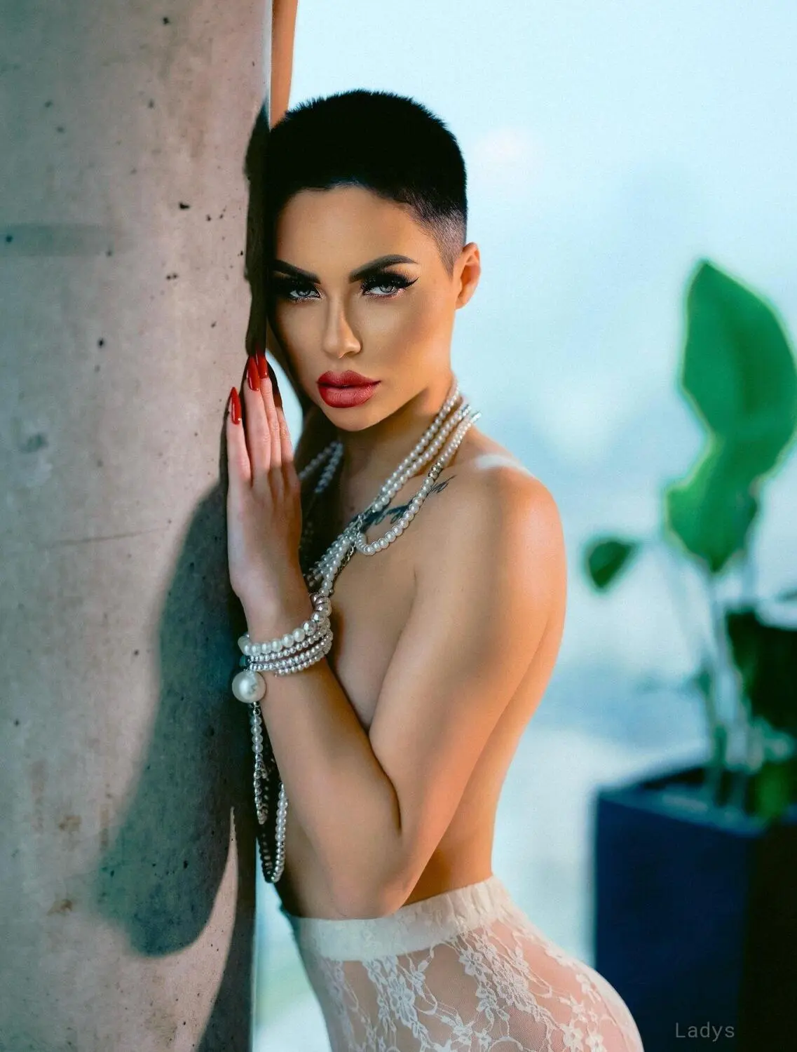 Angi, 27 years blonde escorts girl, height 167 sm, Weight  kg, eros Dubai
