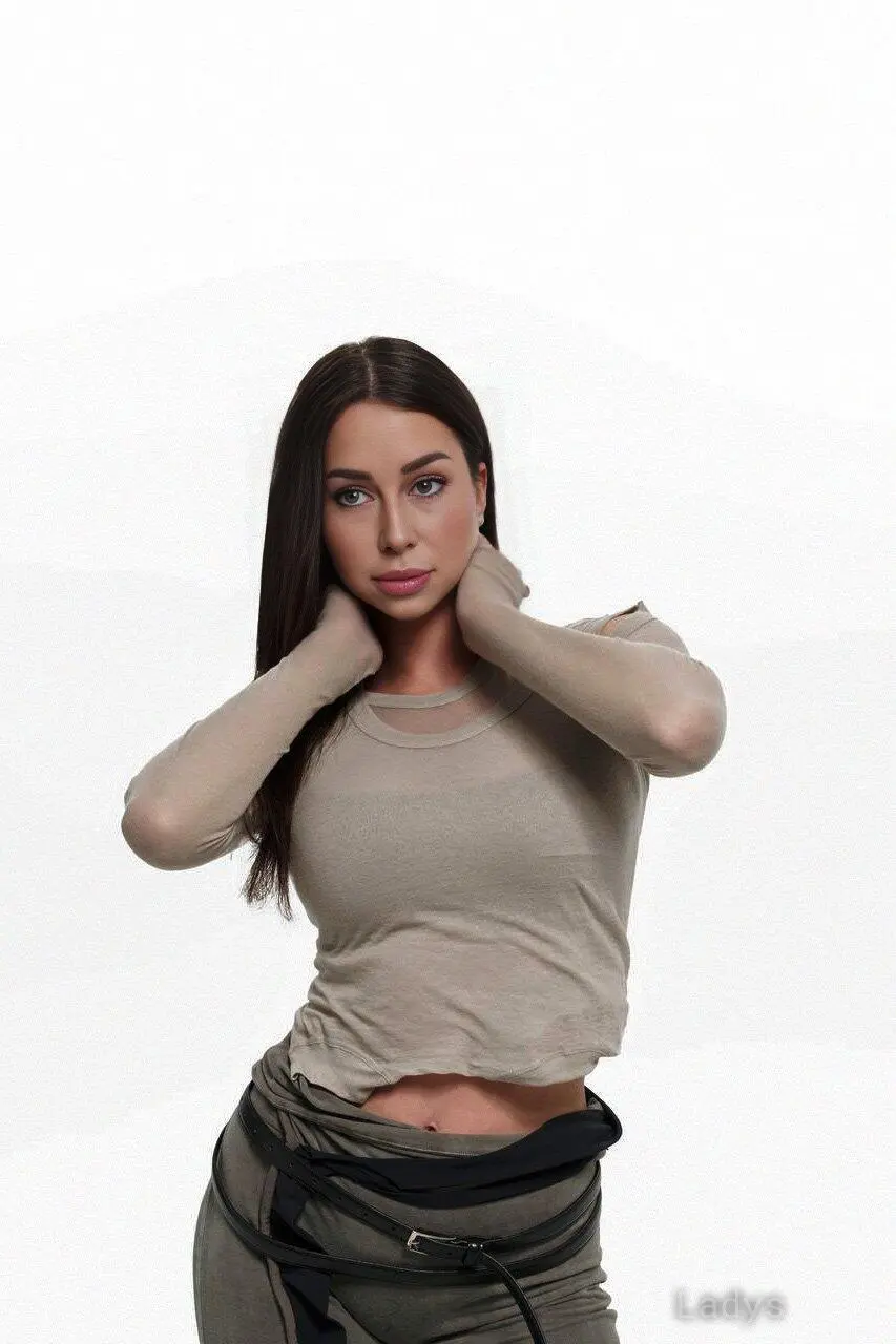 Anissa, 20 years blonde escorts girl, height 165 sm, Weight kg, eros Dubai