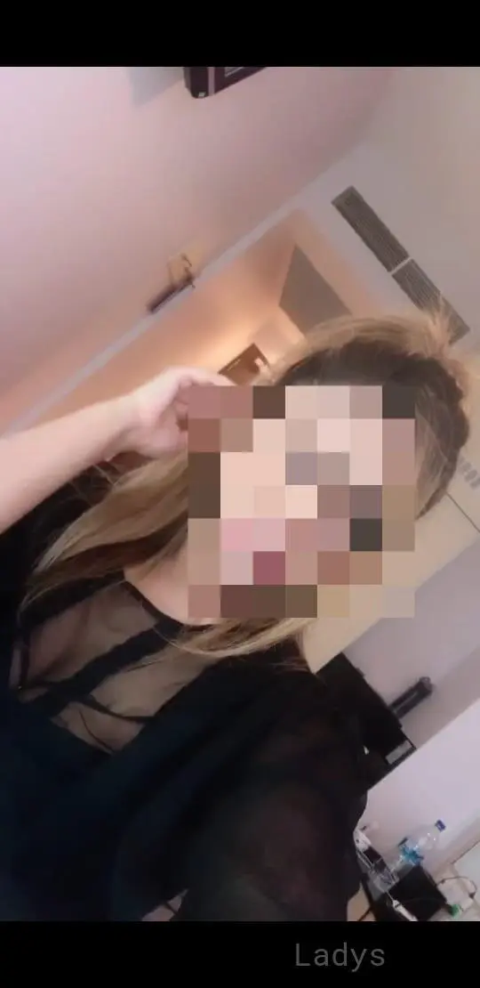 Dharma High End Indian Model2, 25 years blonde escorts girl, height 170 sm, Weight kg, eros Dubai