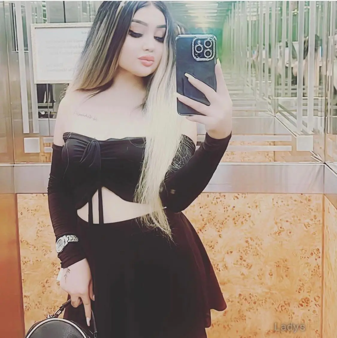 Lisa, 27 years blonde escorts girl, height  sm, Weight  kg, eros Dubai