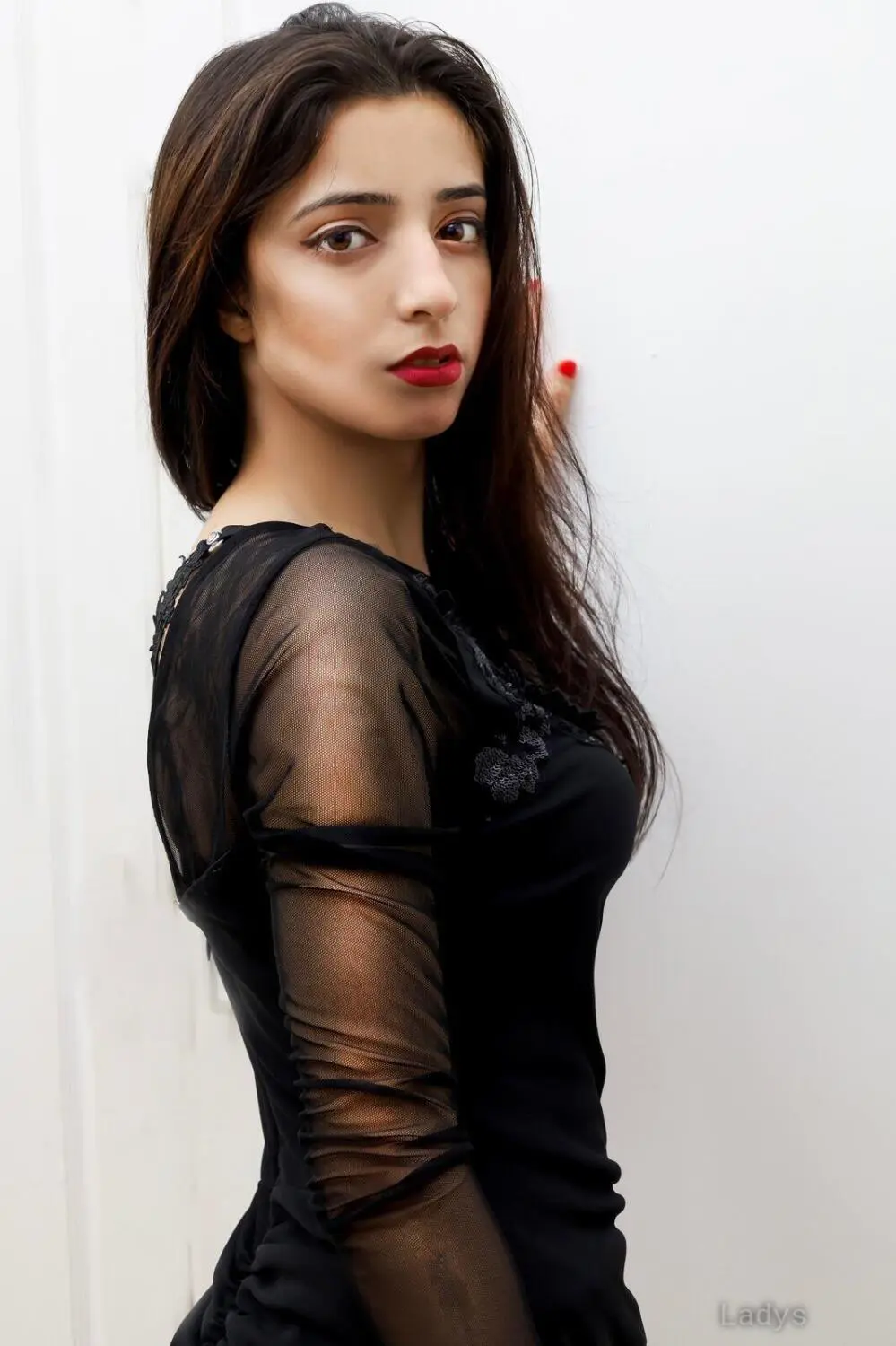 Maira Khan, 23 years blonde escorts girl, height 168 sm, Weight  kg, eros Dubai