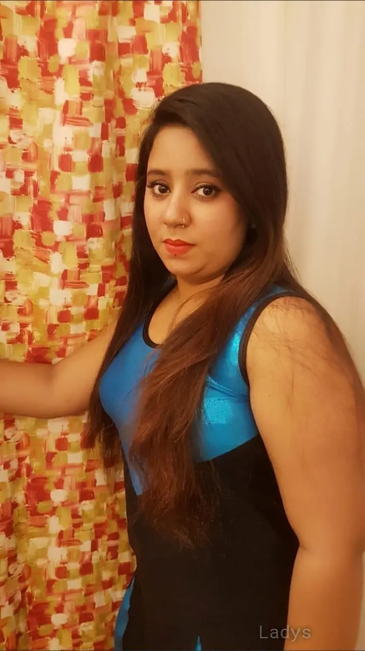 Radha Big Busty Girl, 24 years blonde escorts girl, height 166 sm, Weight kg, eros Dubai