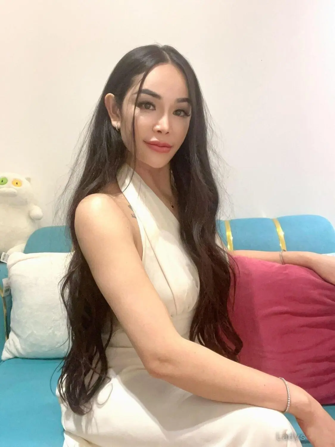 Soda, 30 years blonde escorts girl, height 168 sm, Weight kg, eros Dubai
