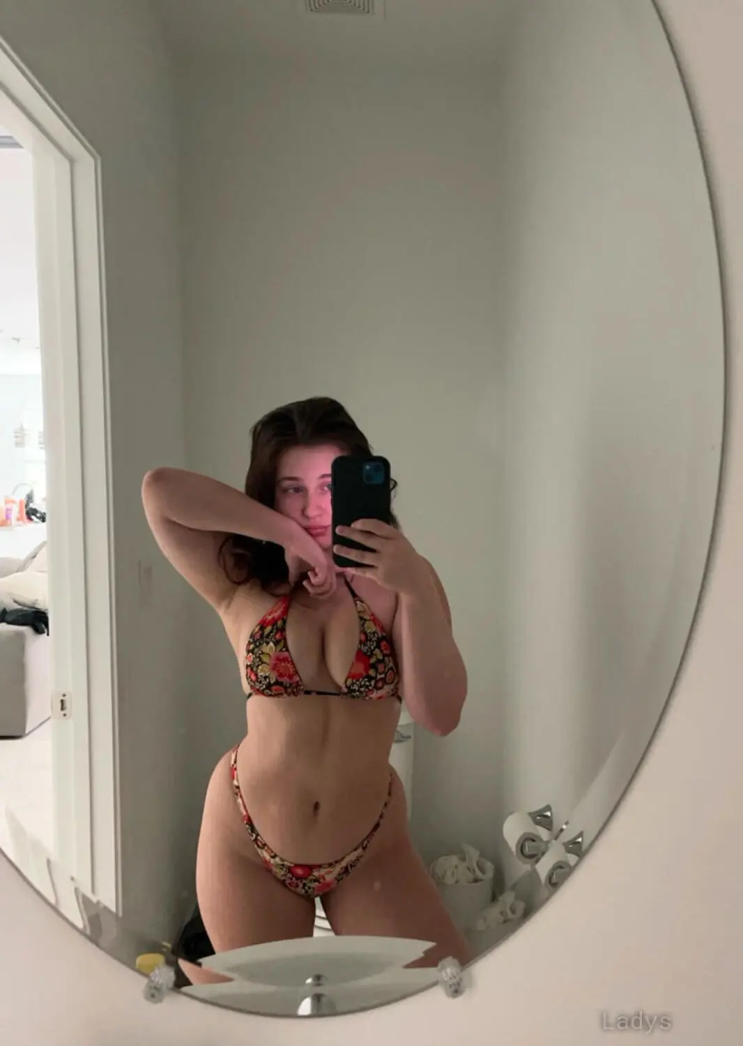 CALL ME NASTY JEAN BABY LOVE, 25 years blonde escorts girl, height 169 sm, Weight 56 kg, eros Edmonton