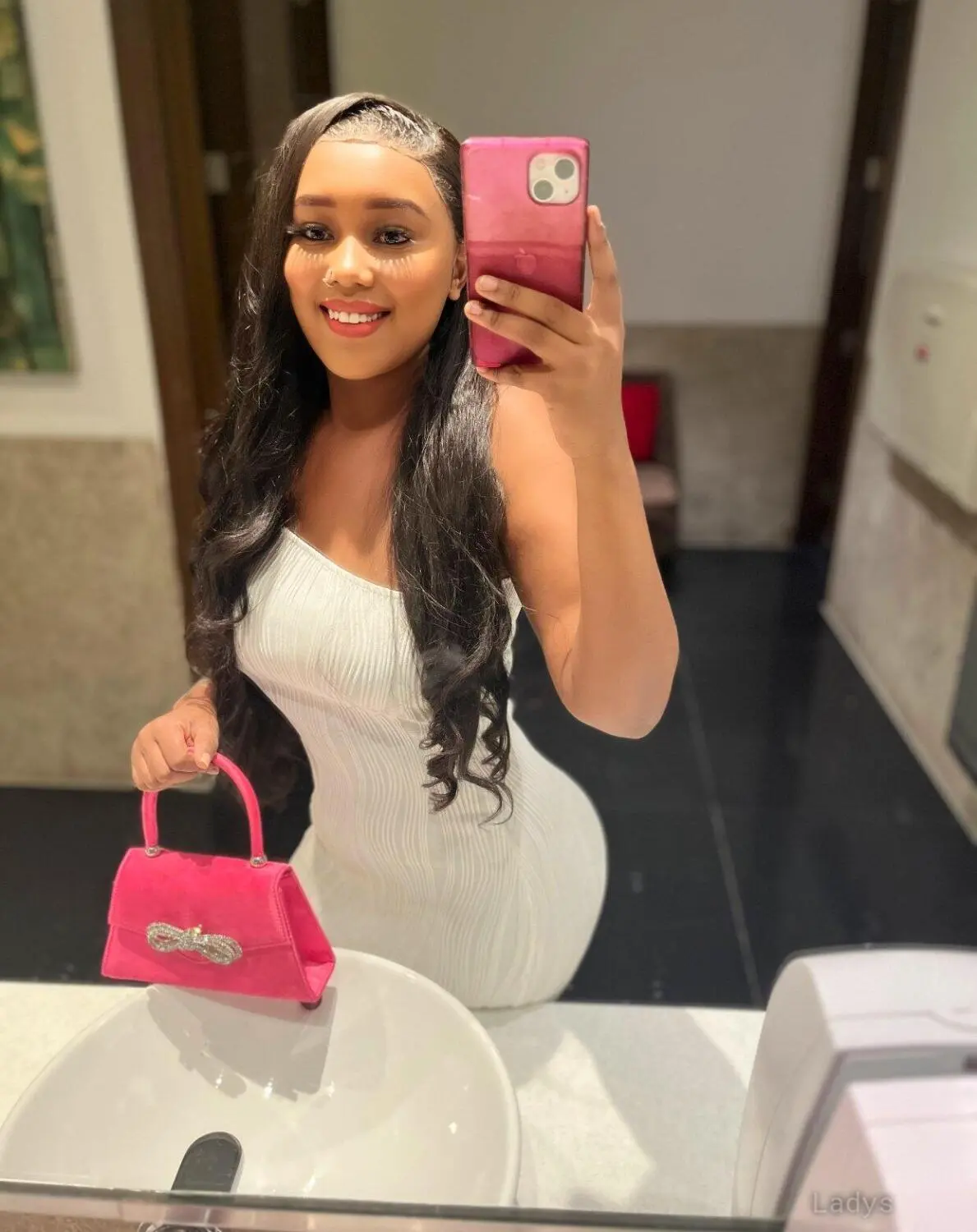 Shane, 22 years blonde escorts girl, height sm, Weight kg, eros Gurgaon