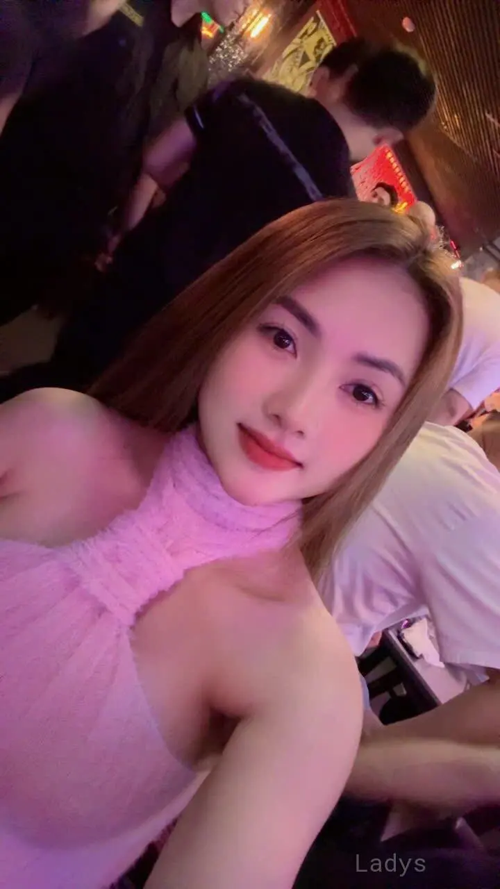 Thánh, 23 years blonde escorts girl, height 165 sm, Weight kg, eros Ho Chi Minh