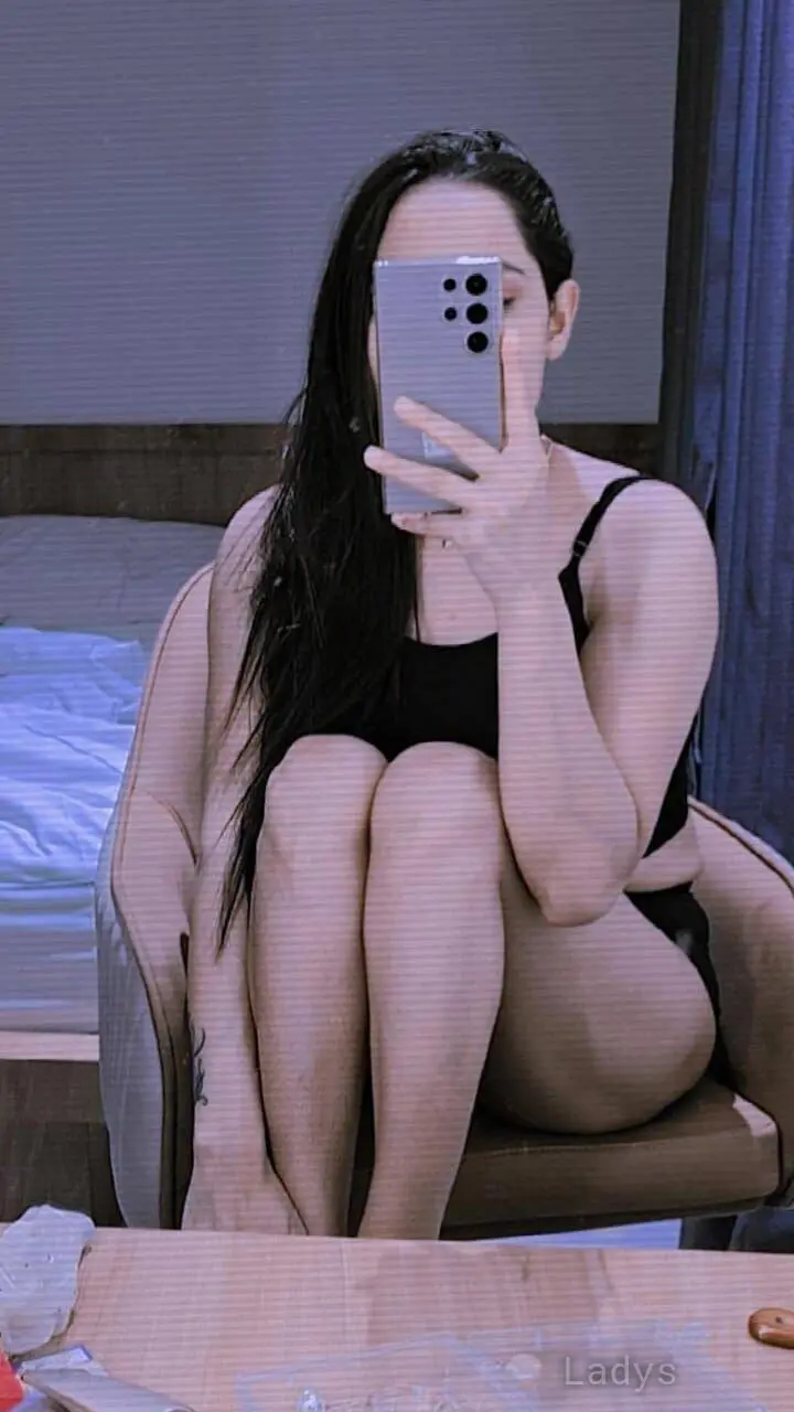 Divya, 24 years blonde escorts girl, height 159 sm, Weight  kg, eros Hyderabad