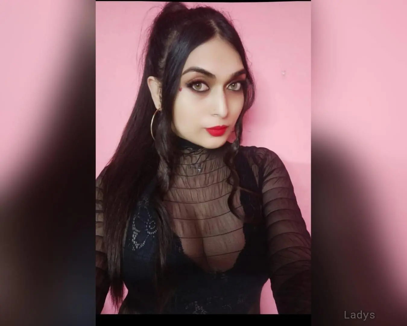 Teresa, 25 years blonde escorts girl, height 154 sm, Weight  kg, eros Hyderabad