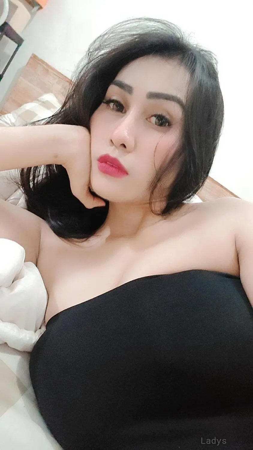 Nadyra,  years blonde escorts girl, height  sm, Weight  kg, eros Jakarta