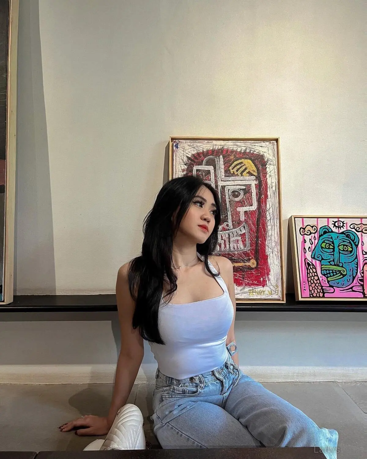 Widiya, 24 years blonde escorts girl, height 168 sm, Weight kg, eros Jakarta