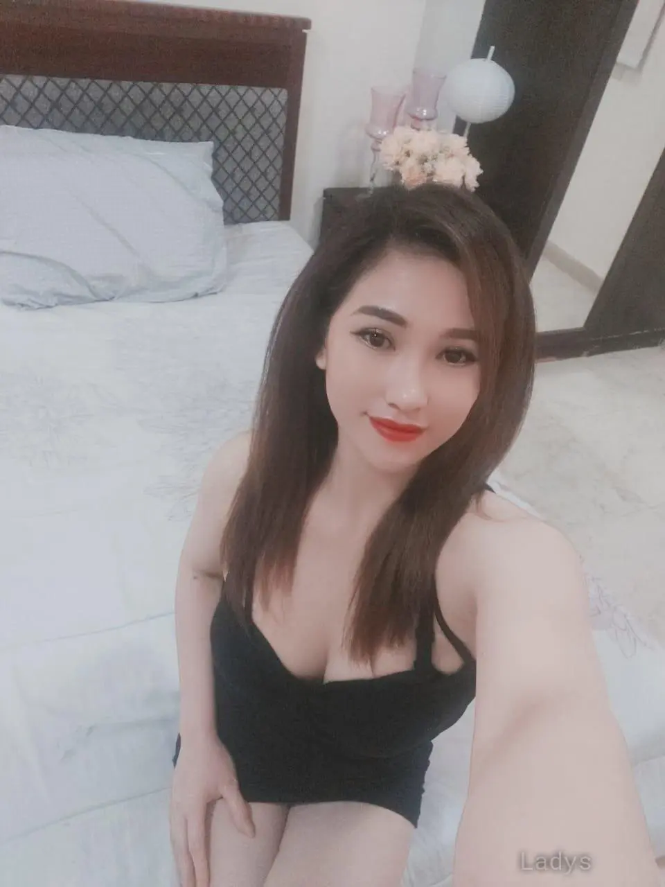 Linda, 22 years blonde escorts girl, height 162 sm, Weight kg, eros Jeddah