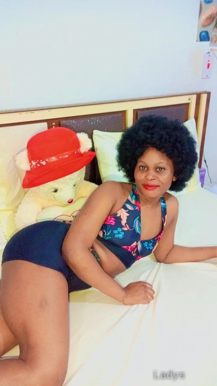 Sonia Bae, 24 years blonde escorts girl, height 168 sm, Weight kg, eros Jeddah