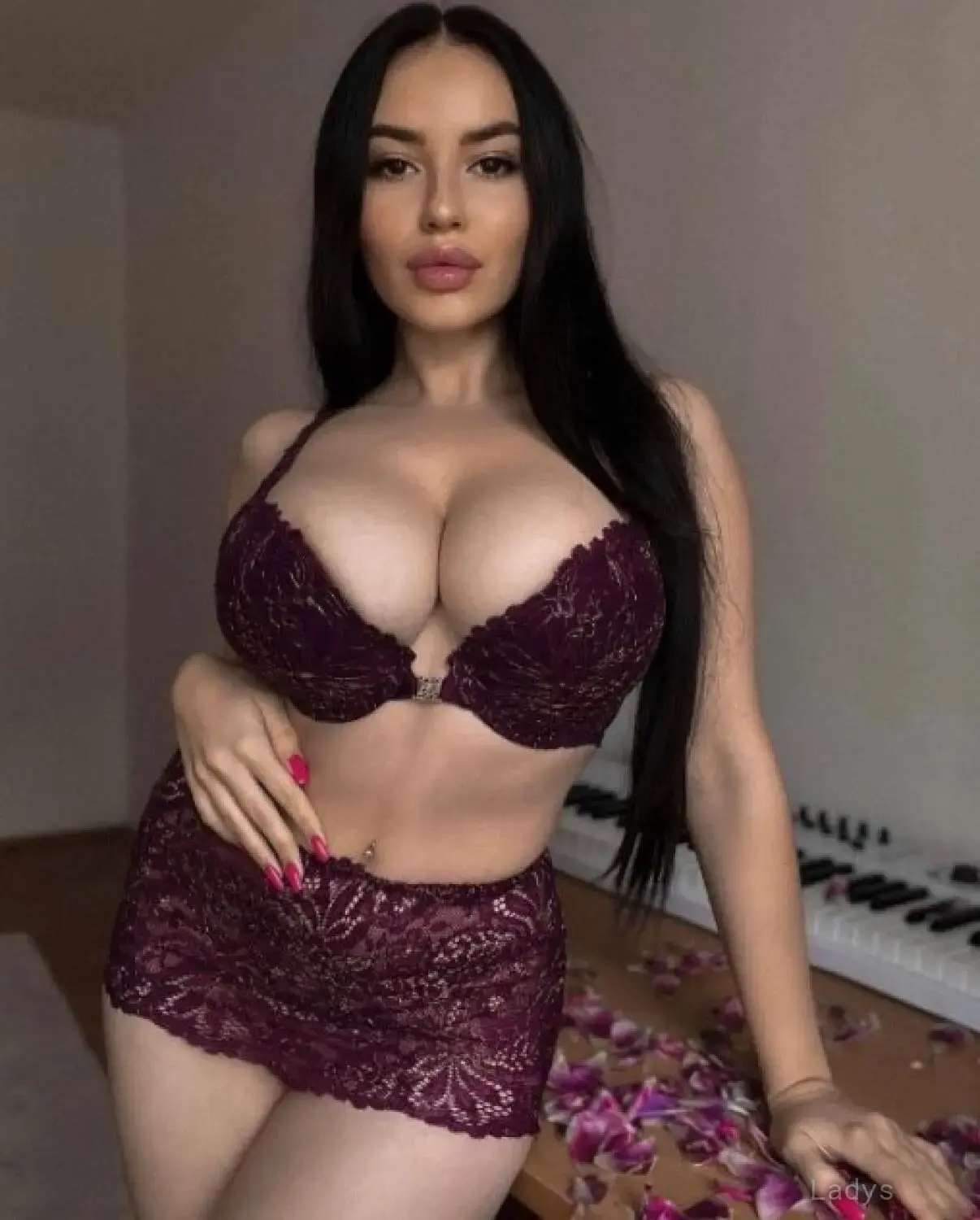 Cassie *no deposits*, 30 years blonde escorts girl, height 161 sm, Weight 60 kg, eros Las Vegas