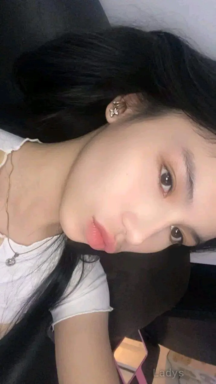 Cindy, 22 years blonde escorts girl, height 160 sm, Weight  kg, eros Makati