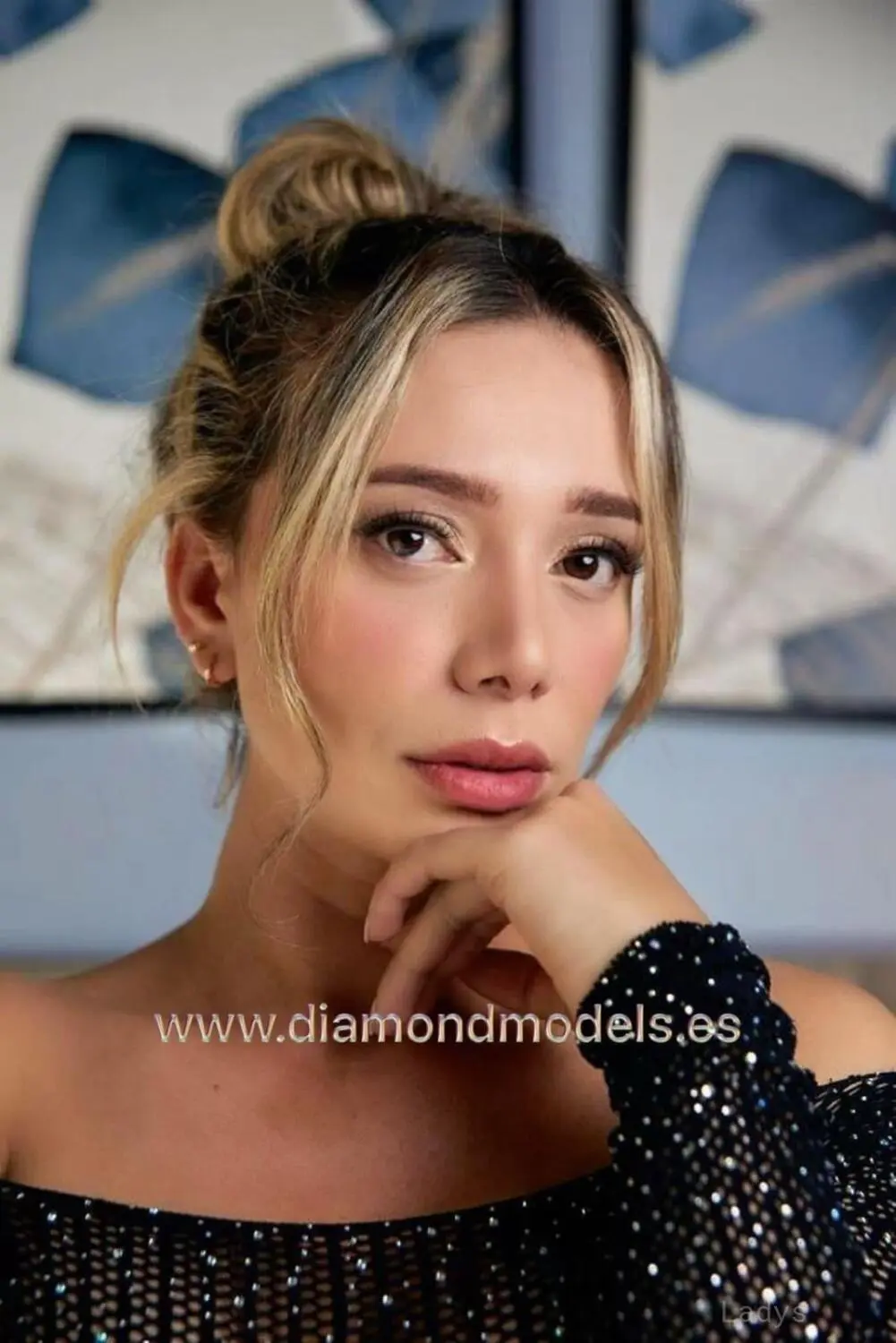 Laura, 24 years blonde escorts girl, height 168 sm, Weight  kg, eros Manama
