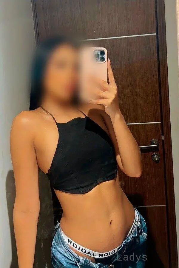 Jennifer, 22 years blonde escorts girl, height 170 sm, Weight  kg, eros Monterrey