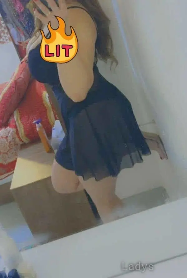 Dasha, 30 years blonde escorts girl, height 170 sm, Weight  kg, eros Muscat