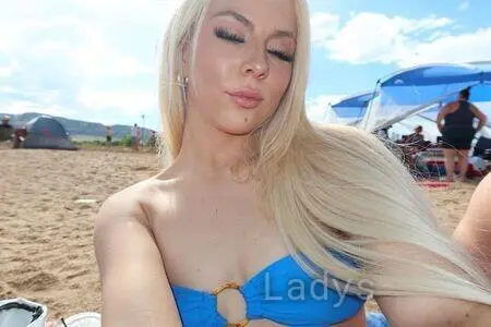 Sarah Nicole, 46 years blonde escorts girl, height 171 sm, Weight 82 kg, eros New York