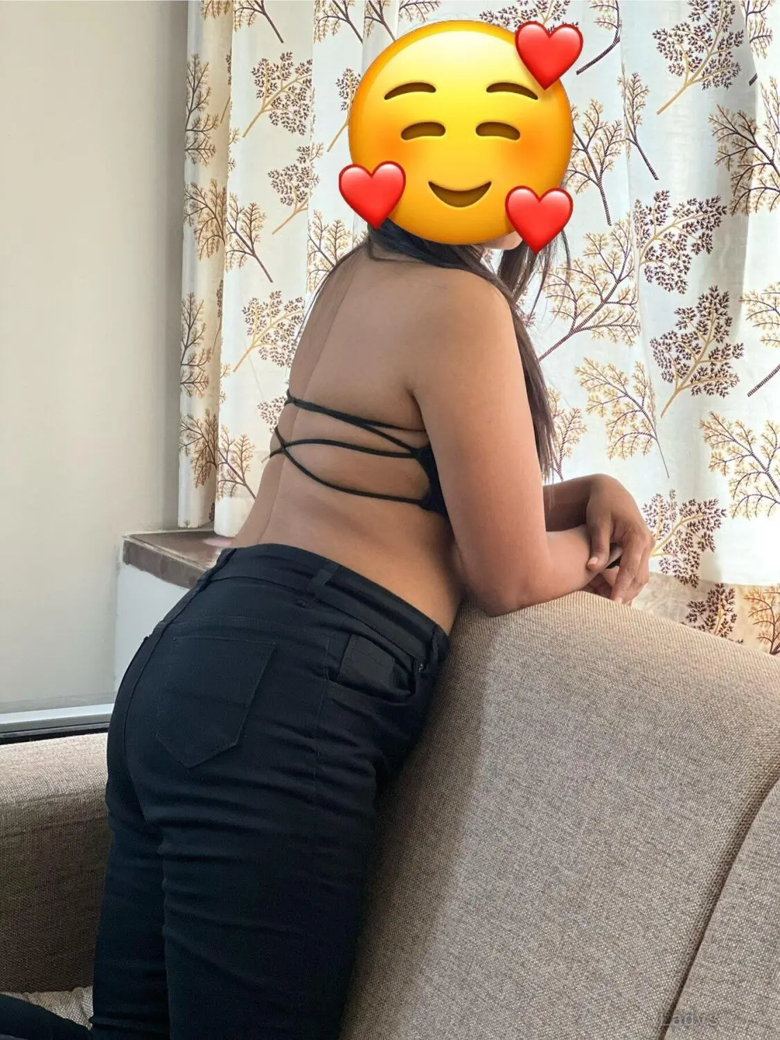 Somya, 22 years blonde escorts girl, height 153 sm, Weight  kg, eros Noida