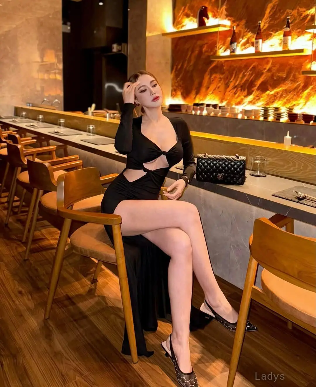 Hien, 26 years blonde escorts girl, height 167 sm, Weight  kg, eros Osaka