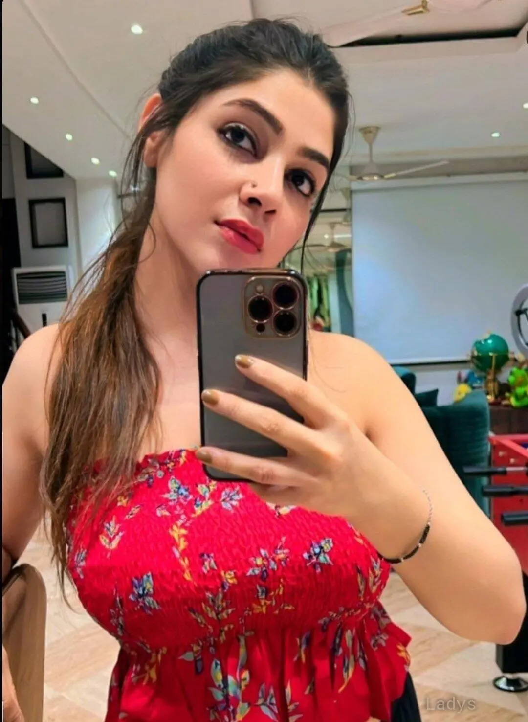 Kajal cam show & real meet, years blonde escorts girl, height sm, Weight kg, eros Pune