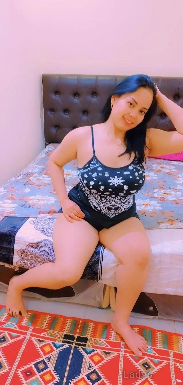 Lizy, 26 years blonde escorts girl, height 154 sm, Weight  kg, eros Riyadh