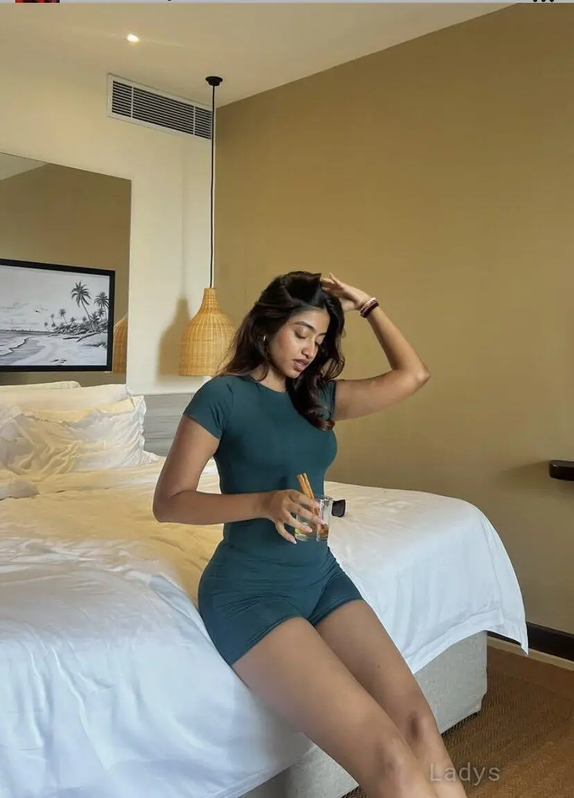 Navya, 22 years blonde escorts girl, height 165 sm, Weight  kg, eros Riyadh