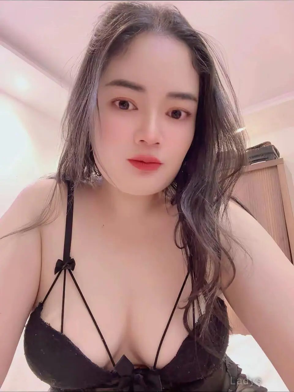 Opal, 23 years blonde escorts girl, height 156 sm, Weight kg, eros Riyadh